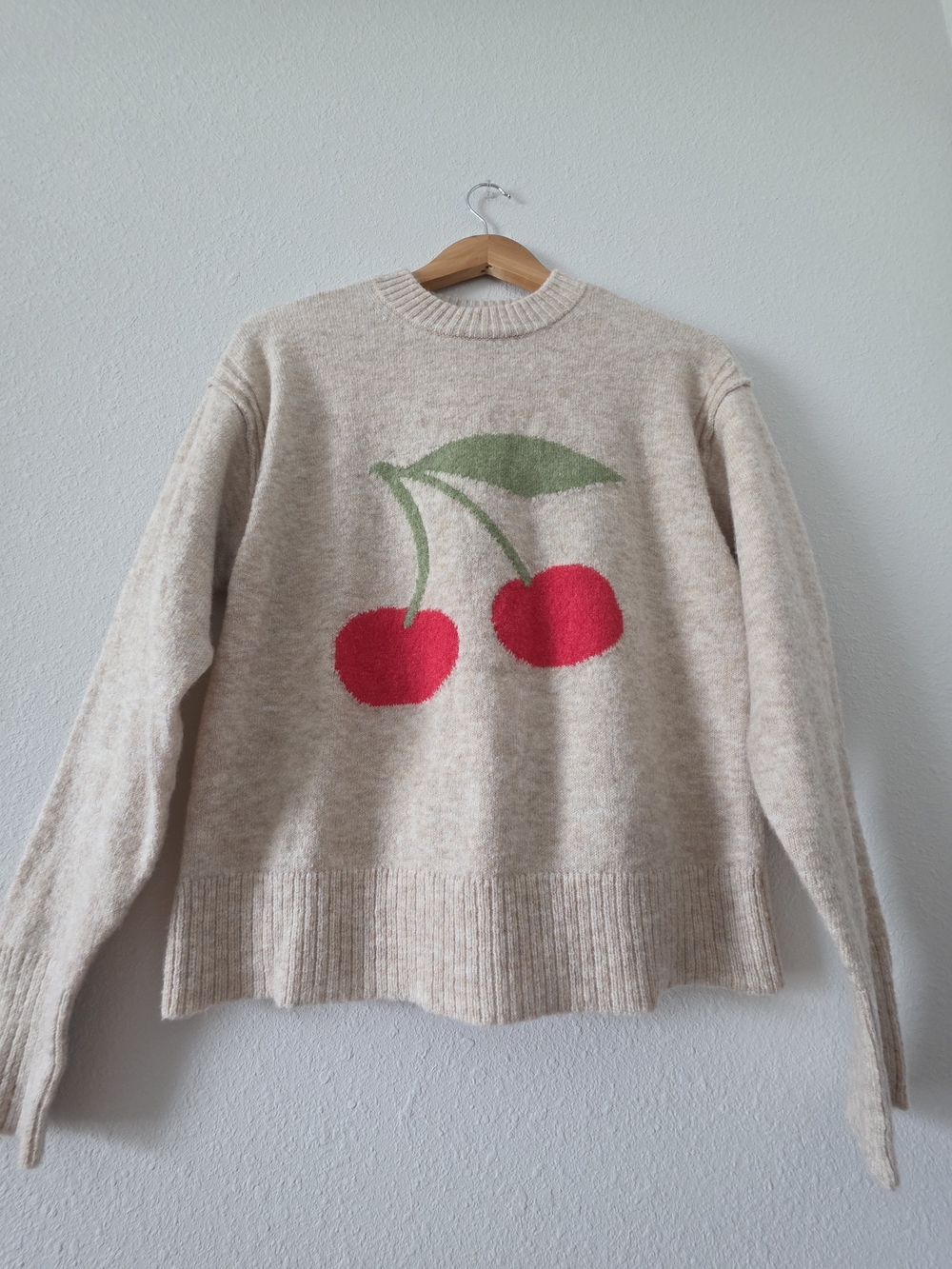 Women's Beige Cherry Graphic Sweater - Brand Unspecified